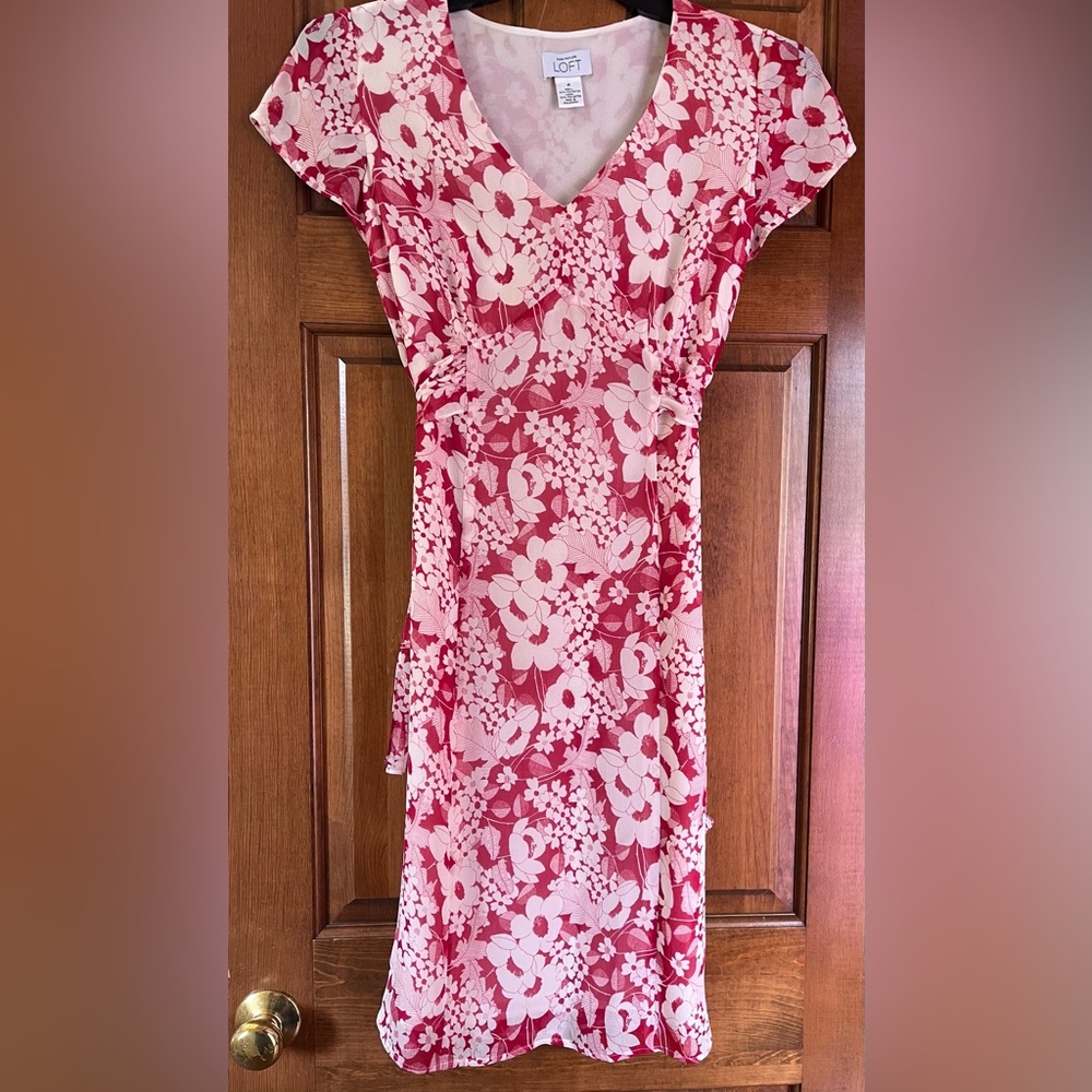 LOFT Pink Floral Print V-neck Cap-Sleeve Dress
